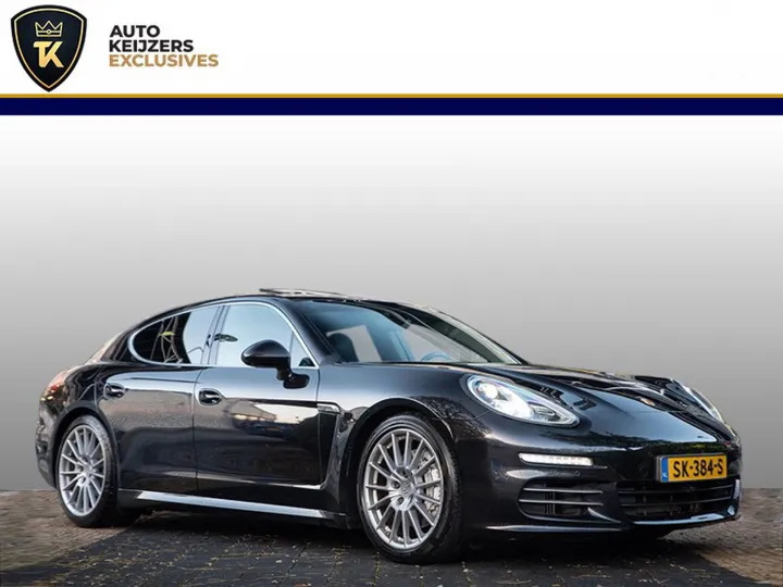 Porsche Panamera 3.0 4S  Image 1