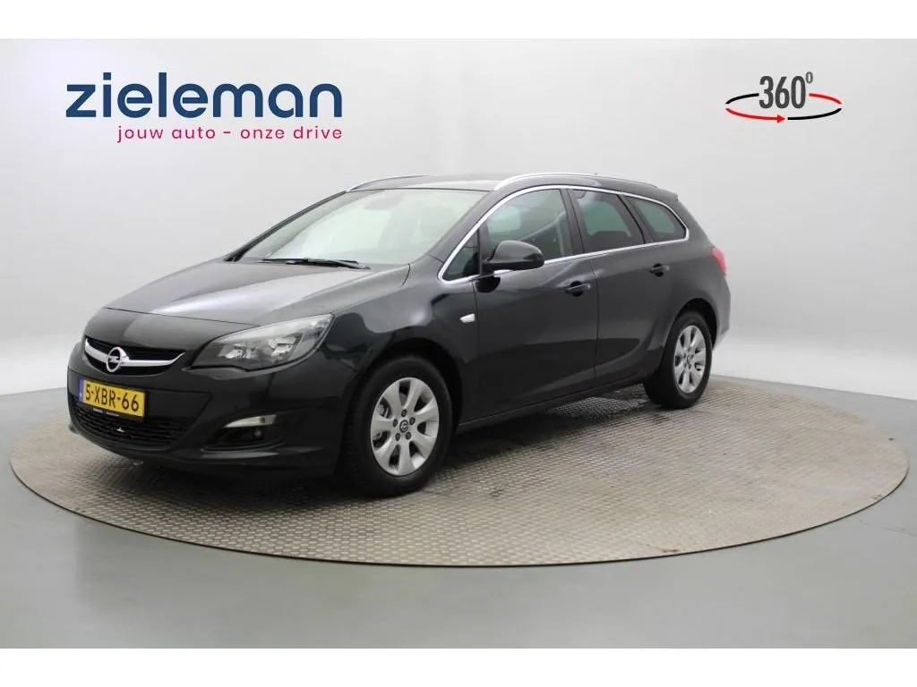 Opel Astra Sports Tourer 1.6 CDTI Business+ Navi Image 1